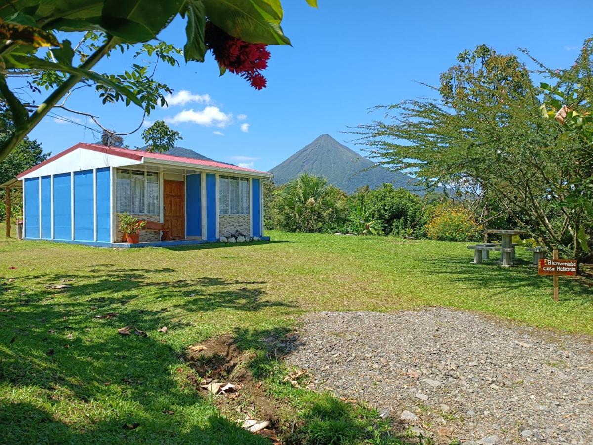 Casa De Campo Heliconia La Fortuna Luaran gambar